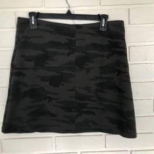 Sanctuary NWOT Camo Skirt